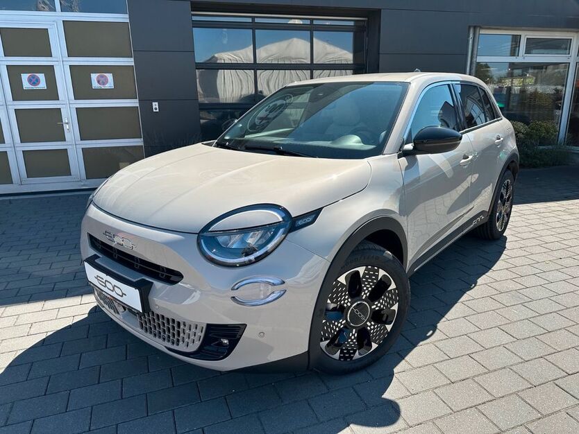 Fiat 600 8.500 km 23.990 € Hartheim am Rhein 79258