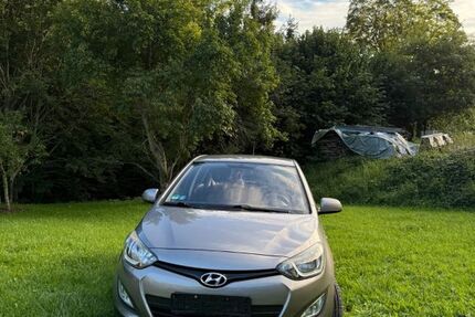 Hyundai i20 107.344 km 5.500 € Tunau 79677