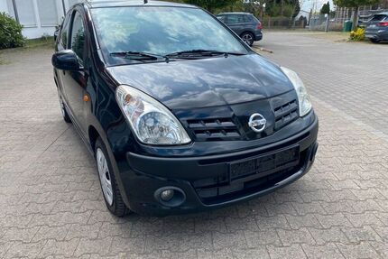 Nissan Pixo