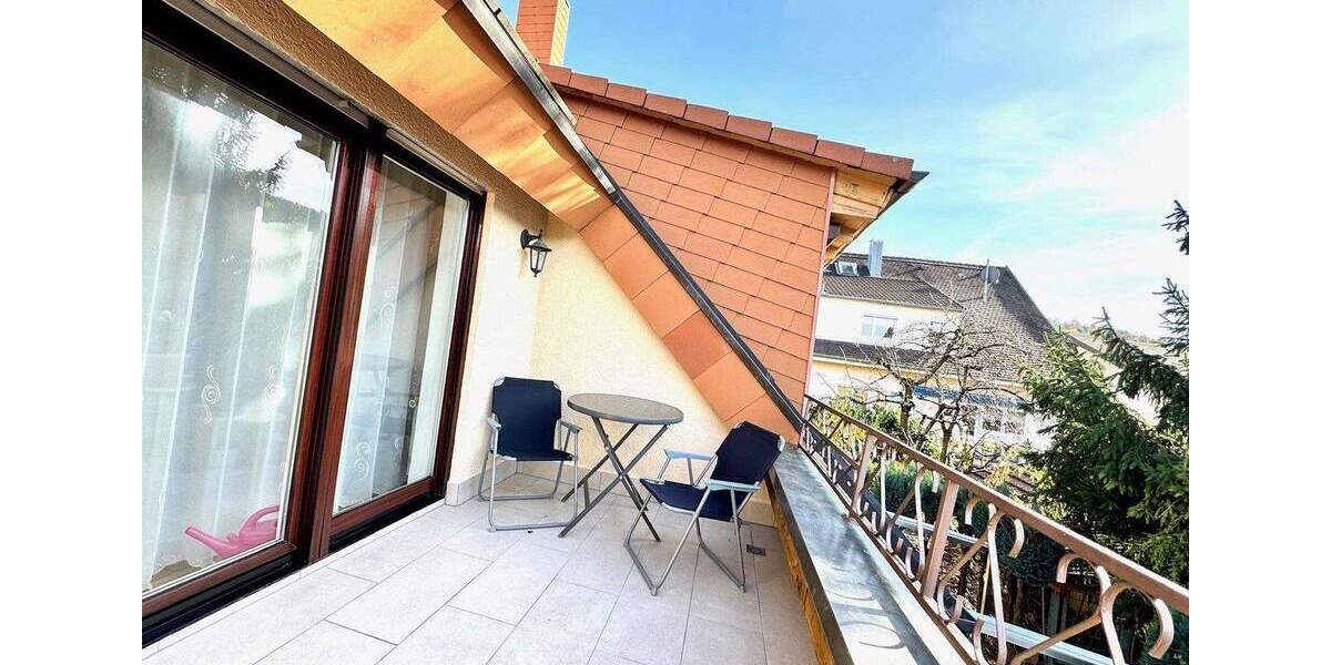 Doppelhaushälfte Ebringen - 8 Zimmer, 220 m&sup2;, 899.000&euro; | Angebot:25156148