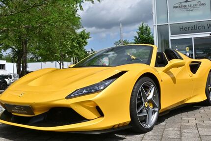 Ferrari F8 6.200 km 389.000 € Freiburg 79111