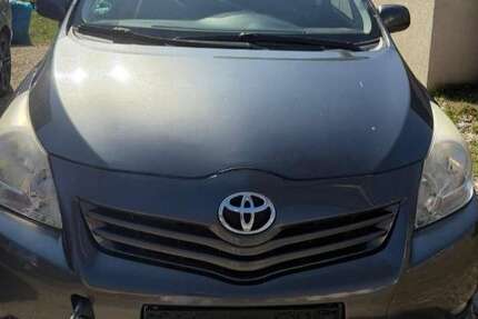 Toyota Verso 200.000 km 1.200 &euro; Hochdorf (Freiburg im Breisgau) 79108