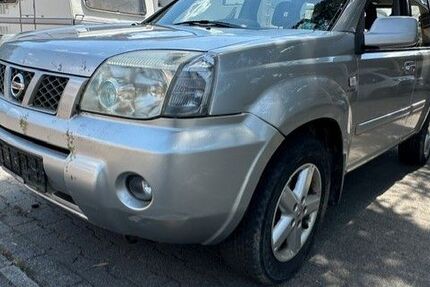 Nissan X-Trail 233.000 km 1.299 &euro; Freiburg - Merzhausen 79249