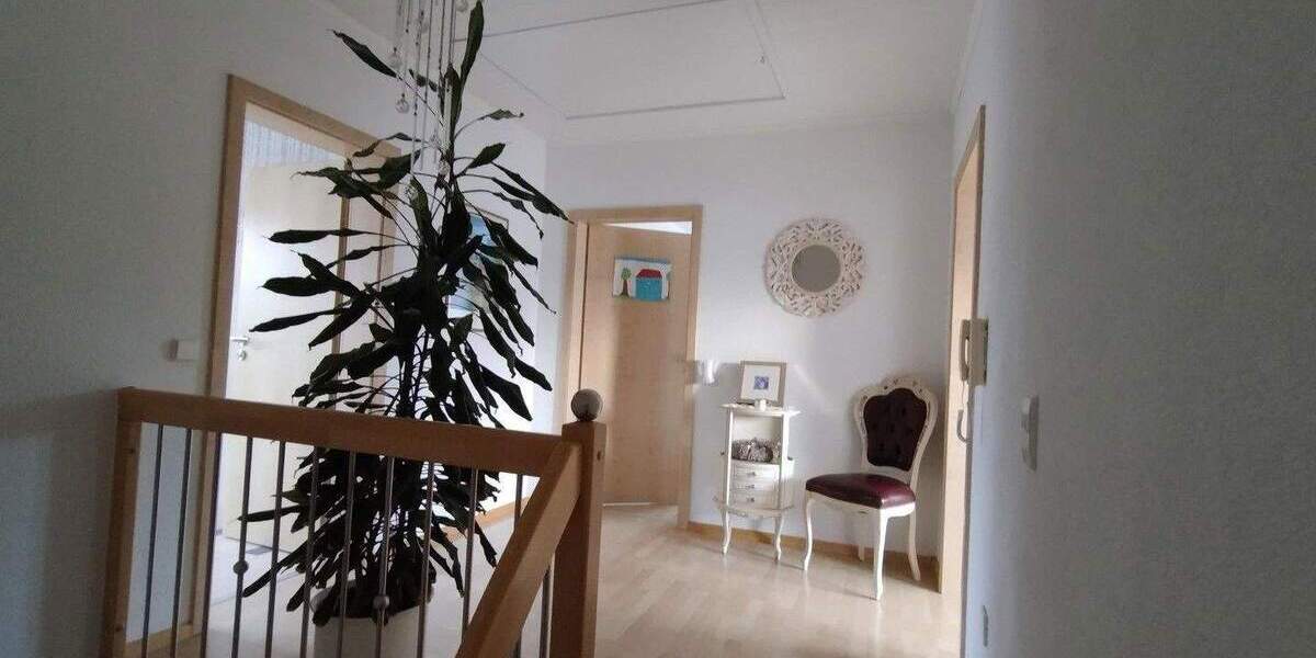 Doppelhaushälfte Umkirch - 7 Zimmer, 220 m&sup2;, 699.000&euro; | Angebot:24763429