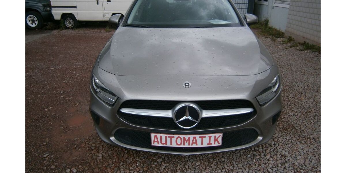 Mercedes-Benz A 180 17.500 km 27.500 &euro; Freiburg 79115