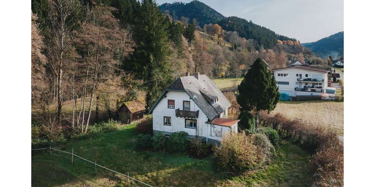 Haus zum Kaufen in Simonswald 265.000 € 152.5 m² 7 zimmer