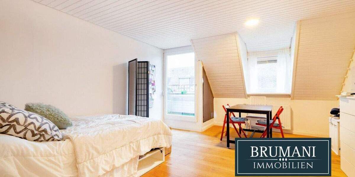 BRUMANI I Helle 2,5 Zi-Whg mit Loggia, TG-Stellplatz und ausgebautem Dachspitz in FR-Altstadt 2 zimmer