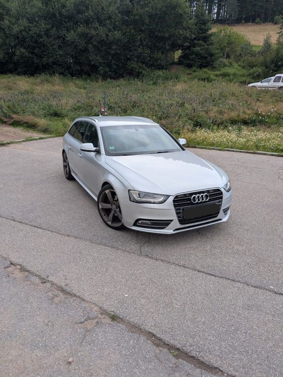 Audi A4 173.000 km 11.400 € Furtwangen 78120