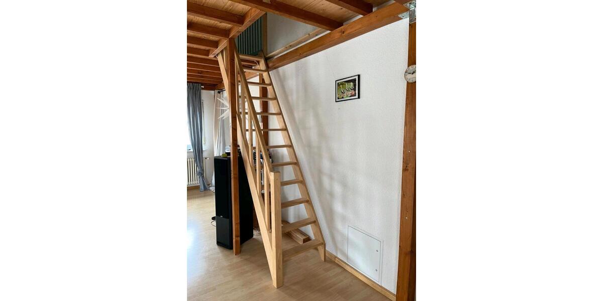 Einfamilienhaus Ihringen - 8 Zimmer, 214 m&sup2;, 1.900&euro; | Angebot:26051482