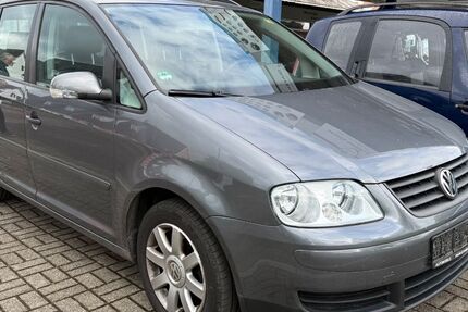 VW Touran 250.000 km 1.999 &euro; Ringsheim 77975
