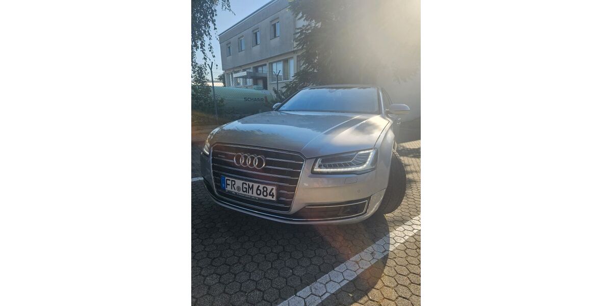 Audi A8 225.000 km 20.999 &euro; Freiburg 79112