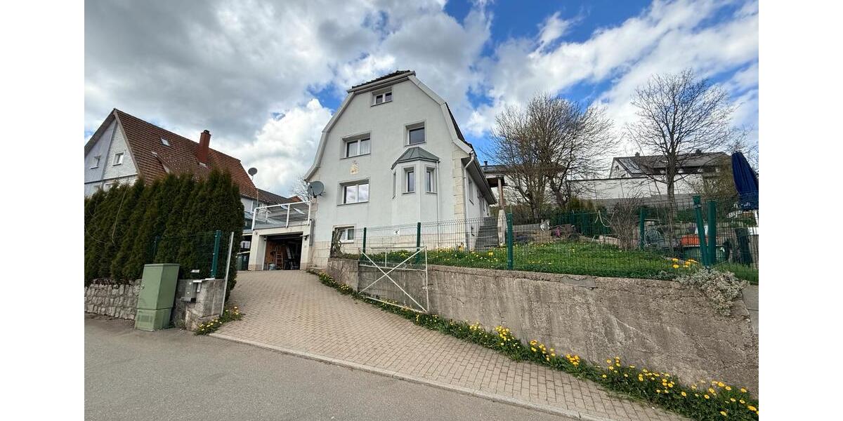 Einfamilienhaus Furtwangen im Schwarzwald - 5 Zimmer, 190 m&sup2;, 400.000&euro; | Angebot:26286295