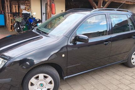 Skoda Fabia 150.000 km 3.150 € Buggingen 79426