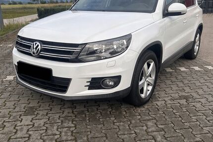 VW Tiguan 82.000 km 12.000 &euro; Wyhl 79369