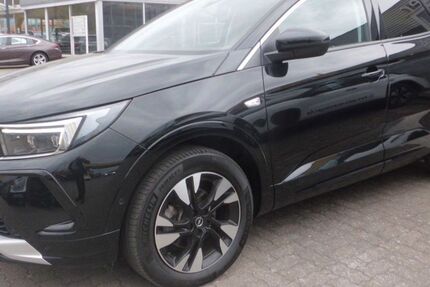 Opel Grandland (X) 28.418 km 24.990 &euro; Emmendingen 79312