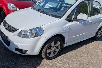 Suzuki SX4 88.000 km 2.950 &euro; Freiburg im Breisgau 79111
