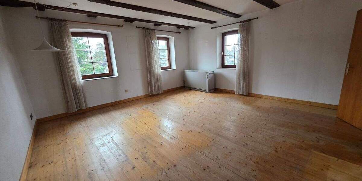 Mehrfamilienhaus, Wohnhaus Ehrenkirchen Kirchhofen - 5 Zimmer, 144 m&sup2;, 450.000&euro; | Angebot:25799435