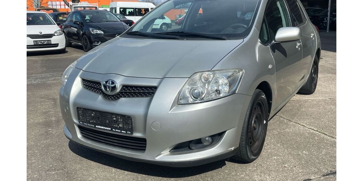 Toyota Auris 182.553 km 4.499 &euro; Herbolzheim 79336