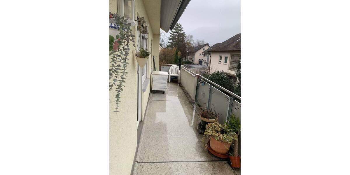 Etagenwohnung Freiburg im Breisgau St. Georgen - 4 Zimmer, 95 m&sup2;, 1.495&euro; | Angebot:25302794