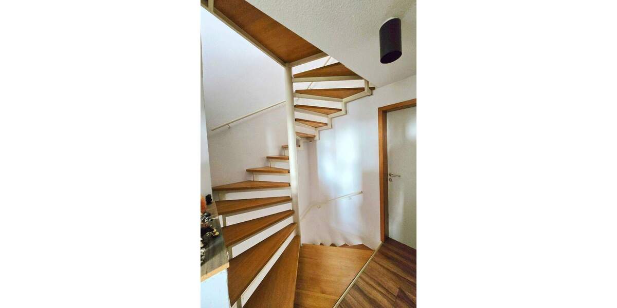 Etagenwohnung Kenzingen - 4 Zimmer, 90 m&sup2;, 252.900&euro; | Angebot:26585538