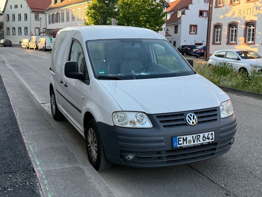 VW Caddy 274.000 km 3.900 € Denzlingen 79211
