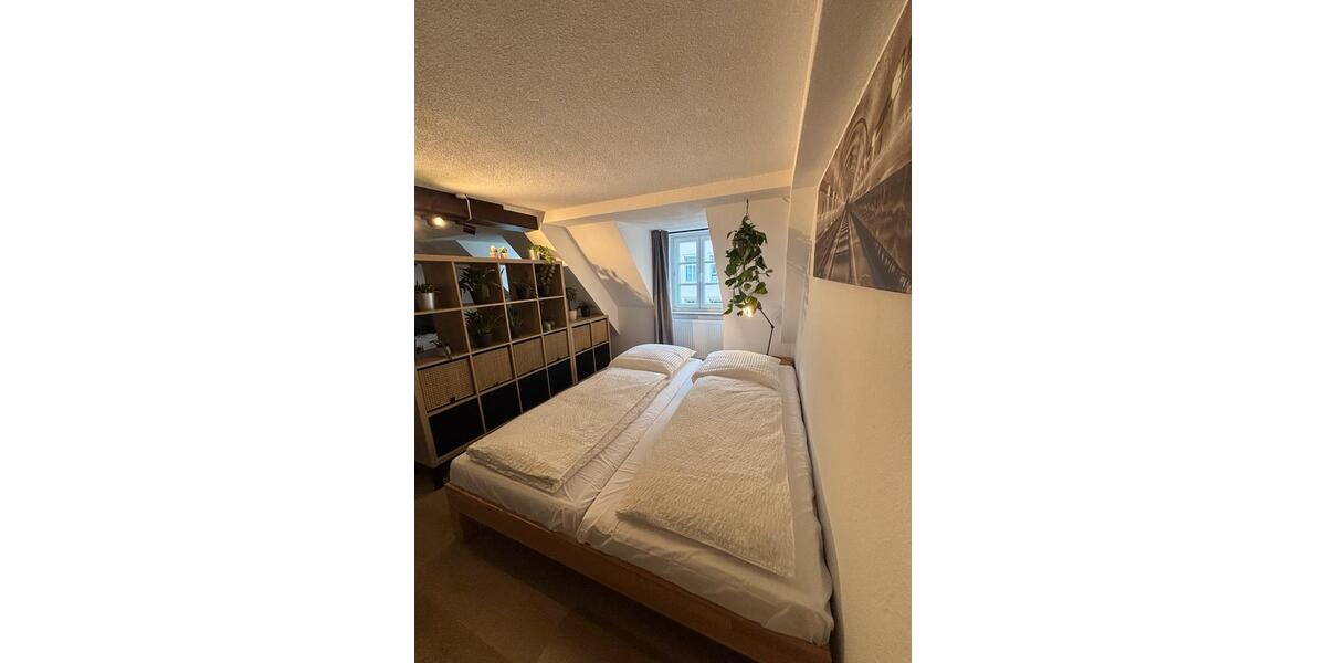 Dachgeschoßwohnung Freiburg im Breisgau - 1 Zimmer, 28 m&sup2;, 362.000&euro; | Angebot:24945201