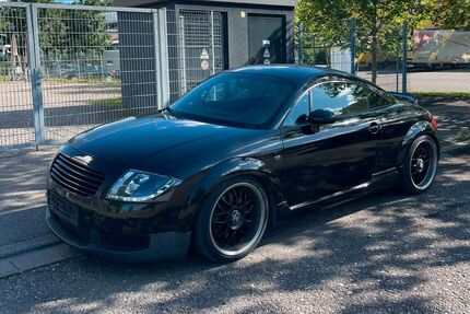Audi TT 197.300 km 2.800 &euro; Freiburg 79108