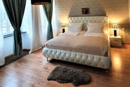 Traumlage Innenstadt 2,5 Zimmer Wohnung möbliert renoviert Altbau 2 zimmer