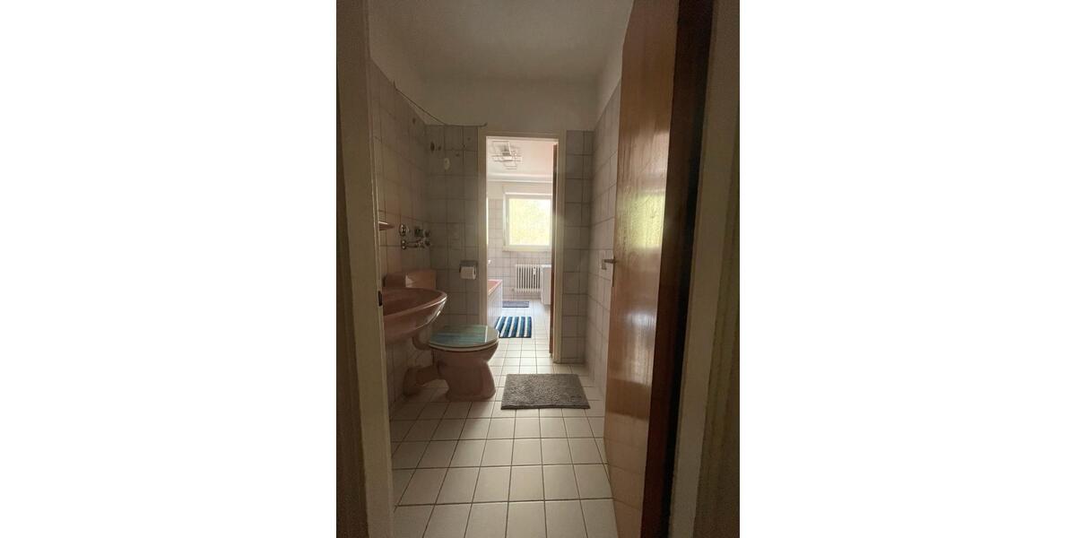Etagenwohnung Freiburg im Breisgau Betzenhausen - 3.5 Zimmer, 81 m&sup2;, 350.000&euro; | Angebot:27223252
