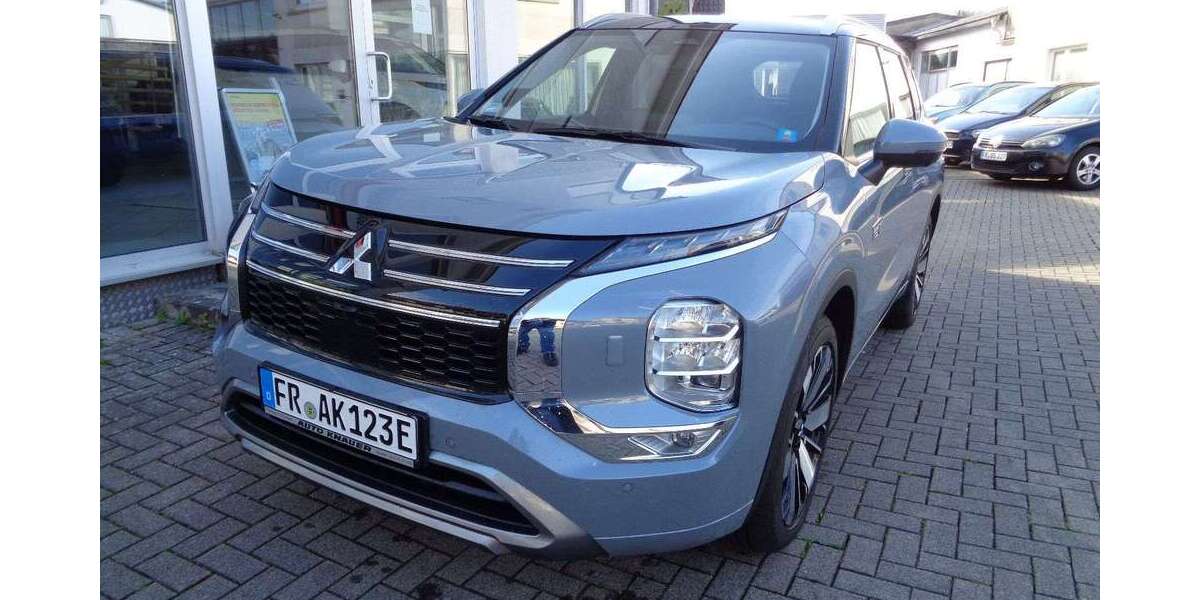 Mitsubishi Outlander 7.500 km 49.990 &euro; Freiburg-St. Georgen 79111
