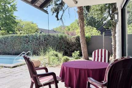 Haus Umkirch - 7 Zimmer, 284 m&sup2;, 990.000&euro; | Angebot:27285081