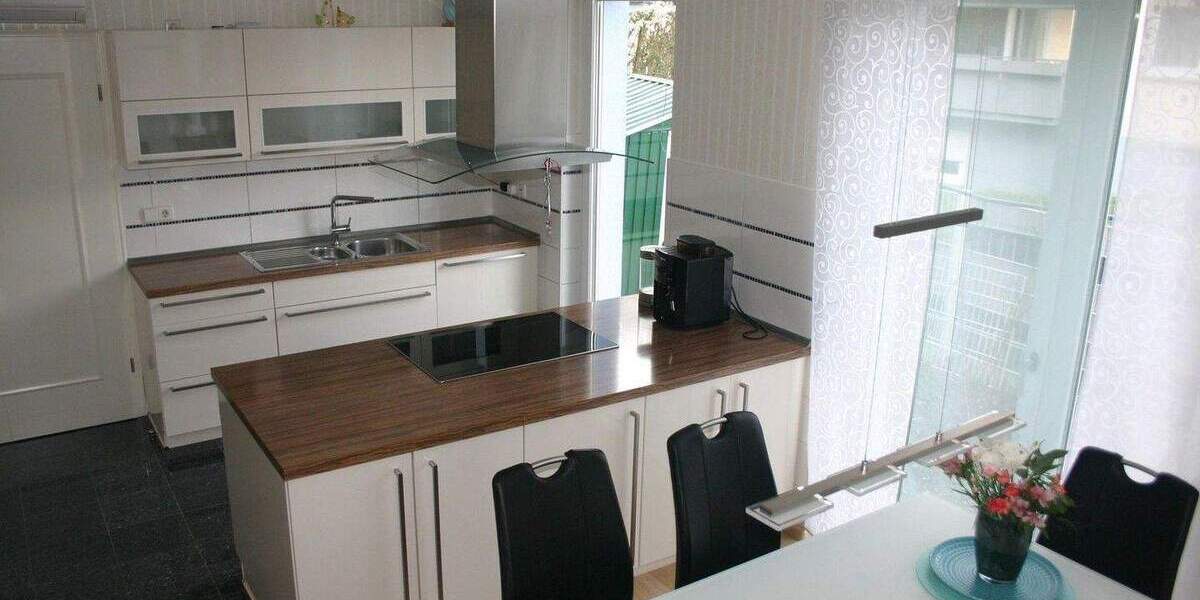 Doppelhaushälfte Umkirch - 7 Zimmer, 220 m&sup2;, 699.000&euro; | Angebot:24763429