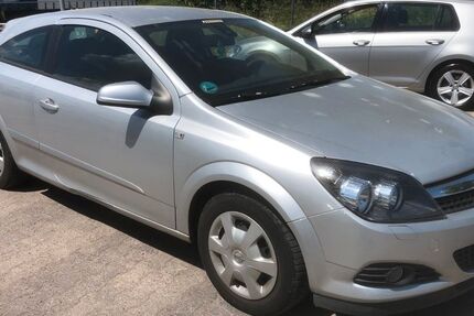 Opel Astra 198.214 km 599 € Freiburg 79102