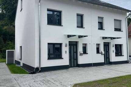 Haus Müllheim - 5 Zimmer, 135 m&sup2;, 1.995&euro; | Angebot:27032019