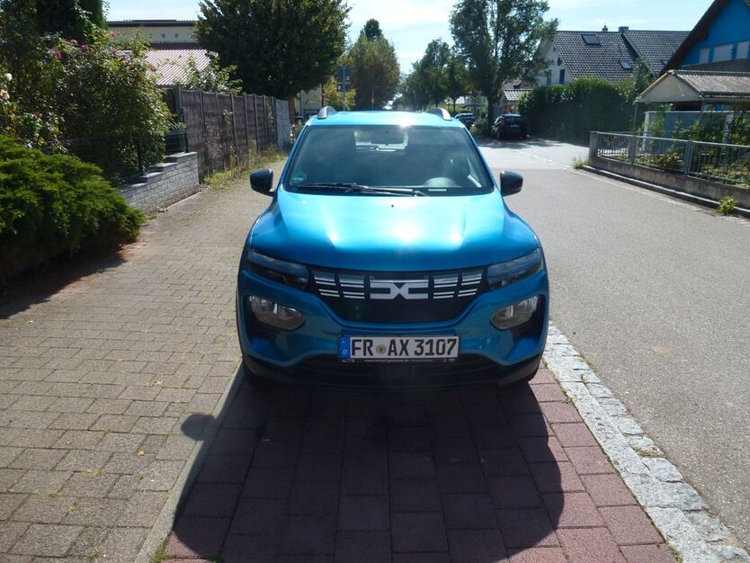 Dacia Spring 9.500 km 10.980 € Auggen 79424