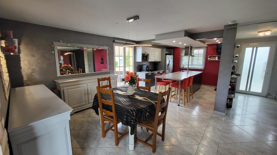 Einfamilienhaus Hartheim am Rhein - 7 Zimmer, 145 m&sup2;, 350.000&euro; | Angebot:27133493
