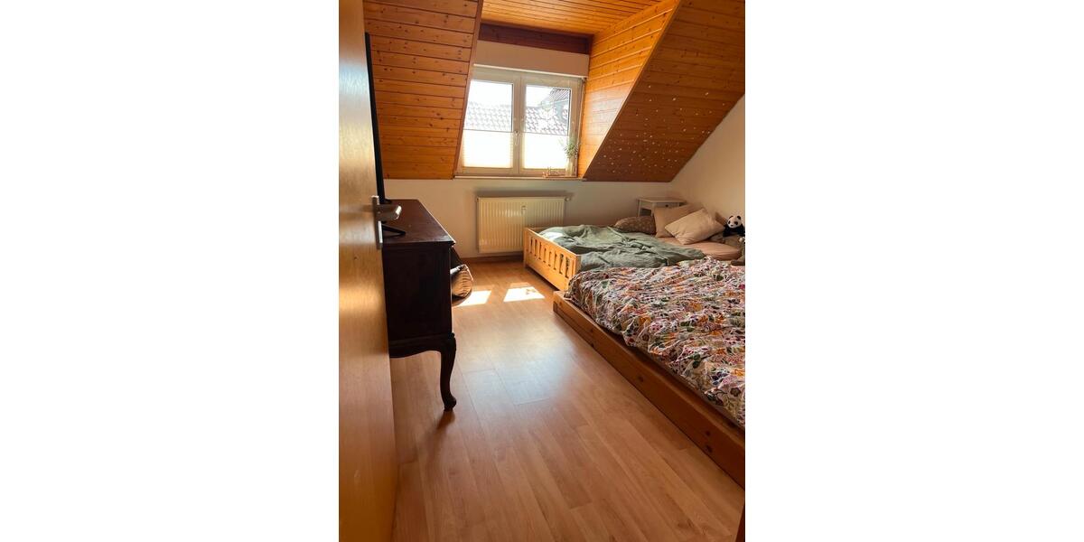 Dachgeschoßwohnung Neuenburg am Rhein - 4.5 Zimmer, 122 m&sup2;, 425.000&euro; | Angebot:26876365