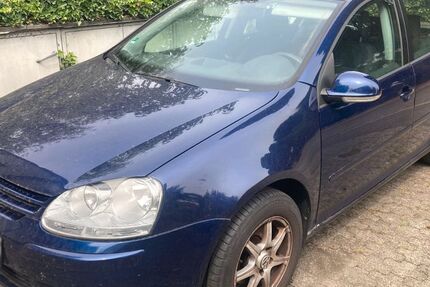 VW Golf 160.286 km 1.590 &euro; Freiburg 79104