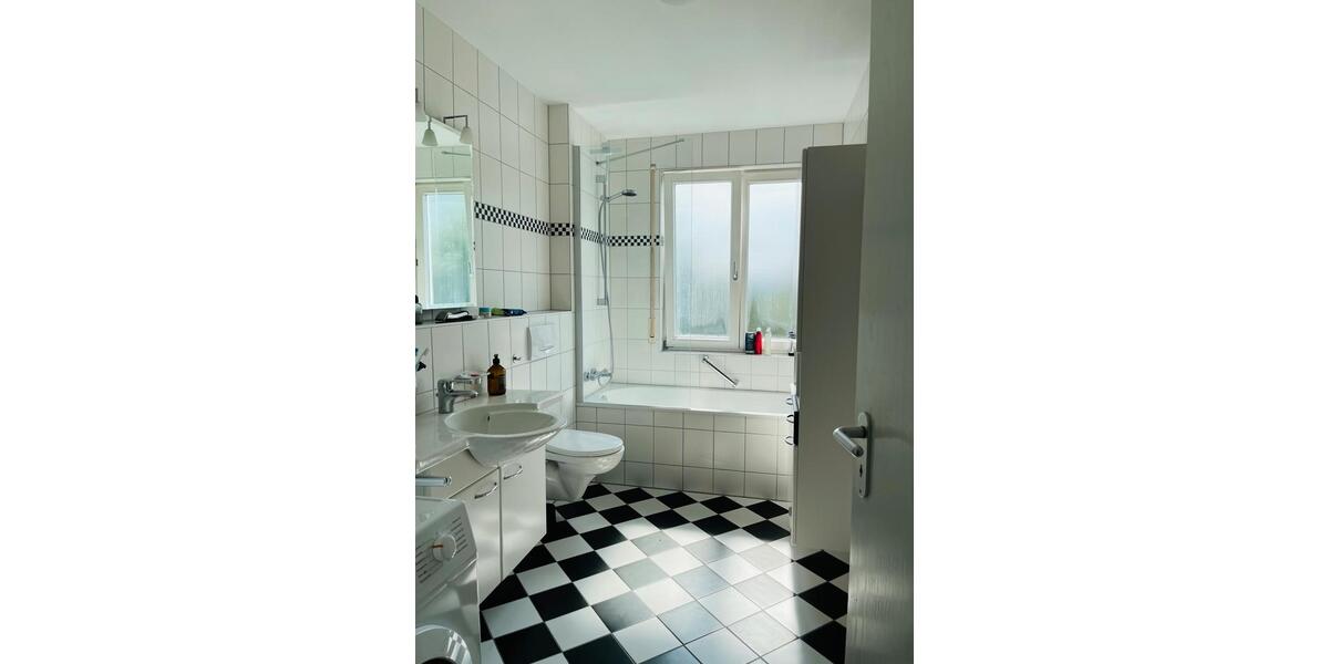 Terrassenwohnung Emmendingen - 3 Zimmer, 98 m&sup2;, 1.600&euro; | Angebot:24891135