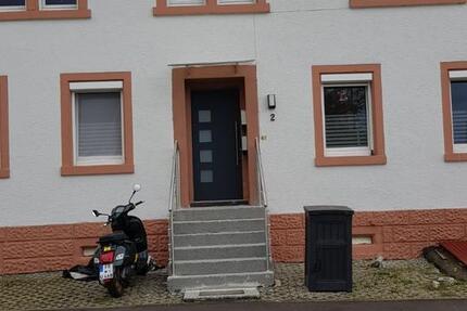 Doppelhaushälfte mit Doppelgarage in Heuweiler zimmer