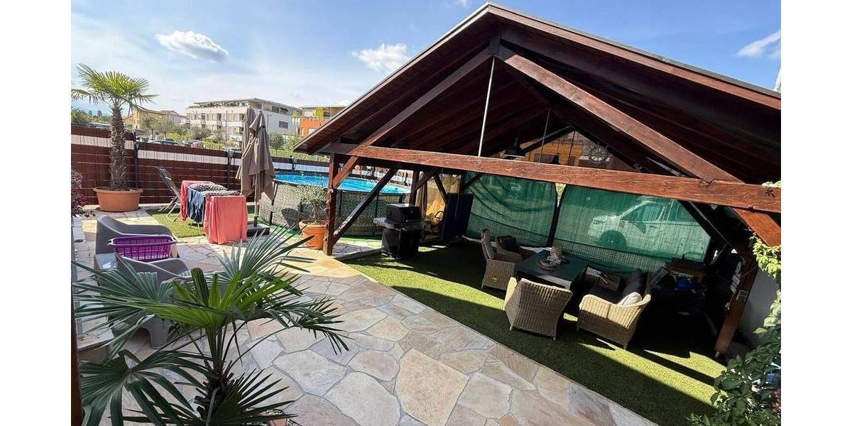 Gepflegte Doppelhaushälfte in Staufen – Einziehen und Wohlfühlen 5 zimmer