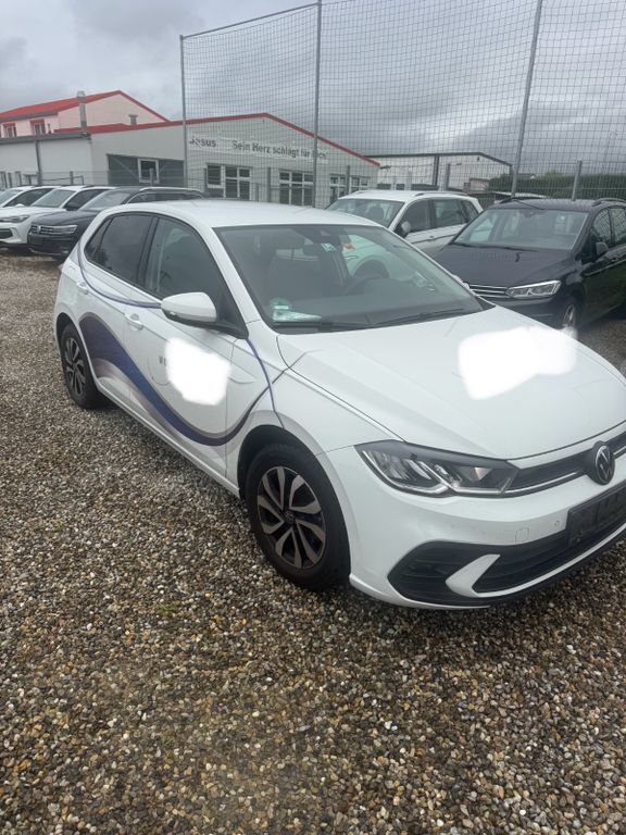 VW Polo 153.000 km 12.999 € Freiburg 79111