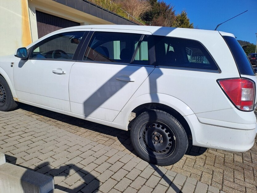 Astra H Caravan
