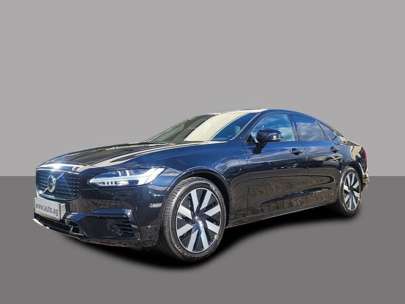 Volvo S90 2.000 km 56.888 € Freiburg 79111