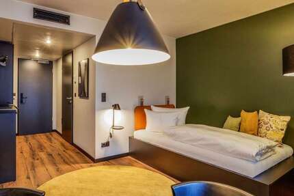 Zimmer Freiburg im Breisgau Brühl - 1 Zimmer, 1.320&euro; | Angebot:23604924