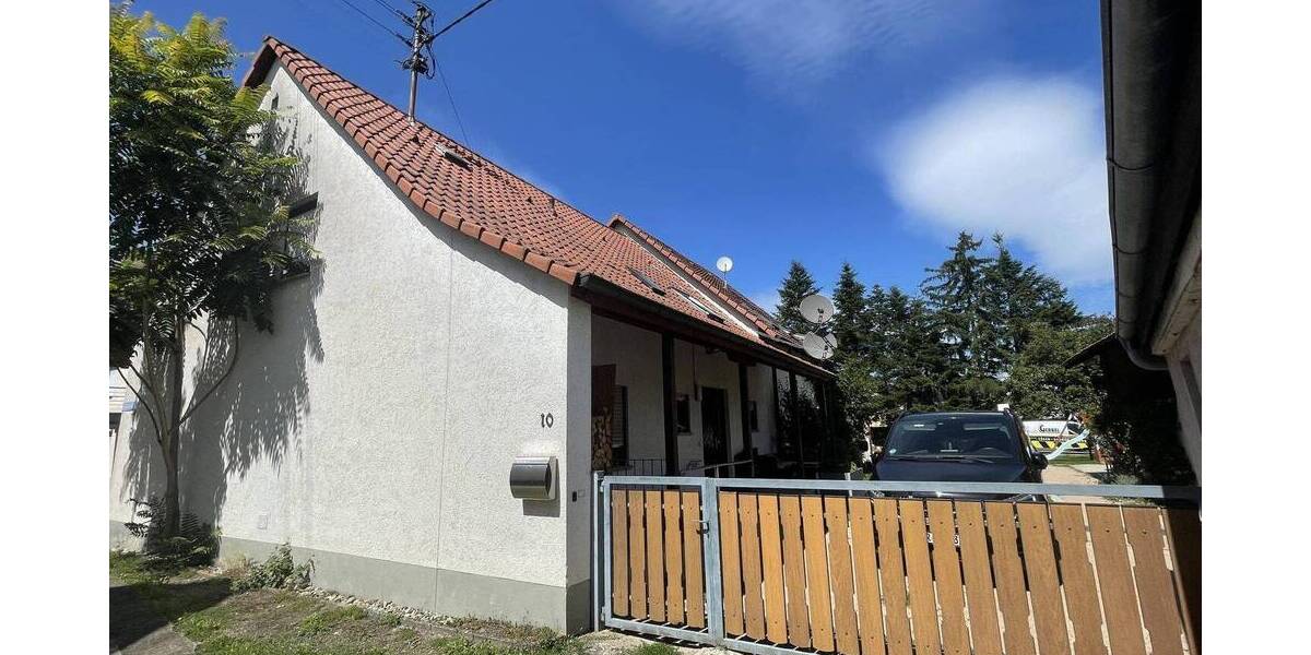 Mehrfamilienhaus, Wohnhaus Neuenburg - 8 Zimmer, 210 m&sup2;, 650.000&euro; | Angebot:25669952