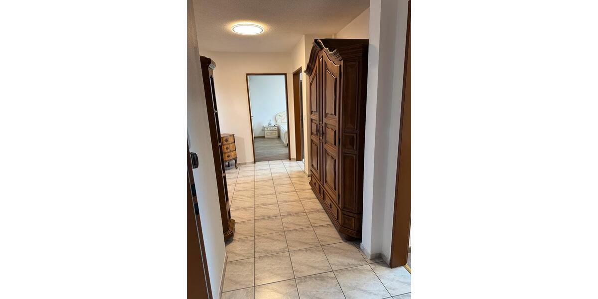 Maisonettenwohnung Umkirch - 5 Zimmer, 120 m&sup2;, 2.200&euro; | Angebot:26414078