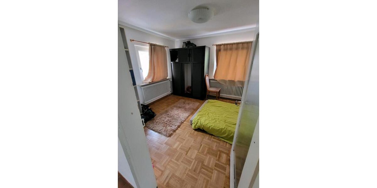Etagenwohnung Freiburg im Breisgau Betzenhausen - 1 Zimmer, 18 m&sup2;, 650&euro; | Angebot:26053410