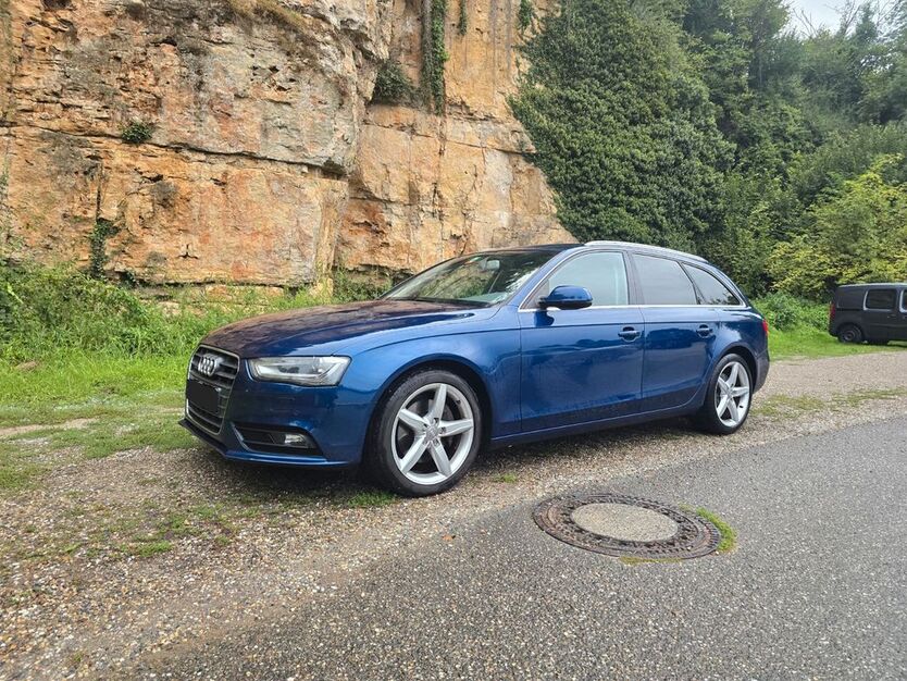 Audi A4 270.000 km 7.900 € Hartheim 79258