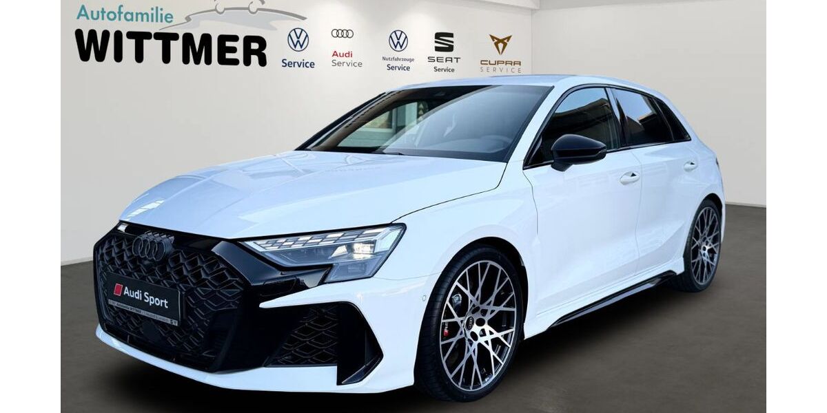 Audi RS3 5.000 km 64.990 &euro; Lenzkirch 79853